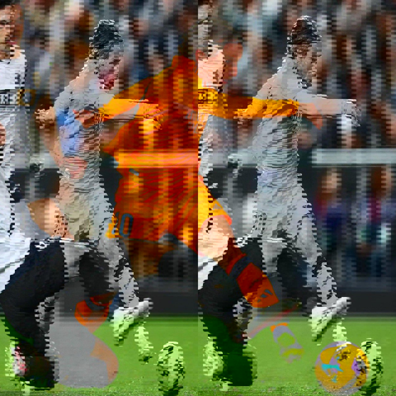 2130524