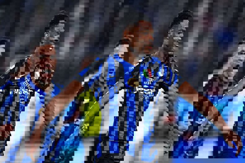 2130616