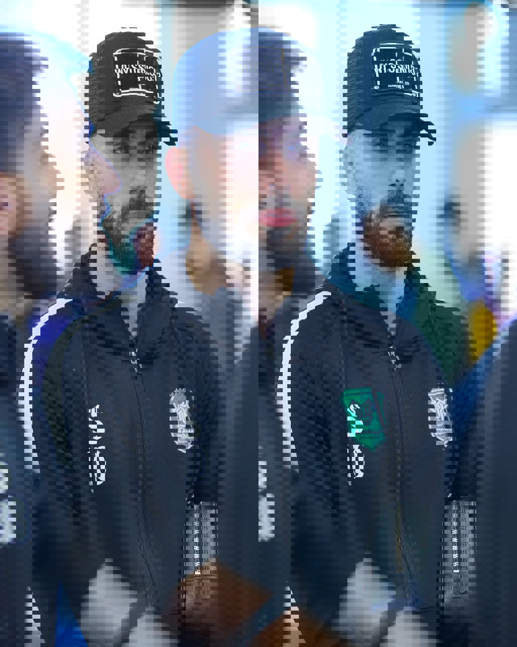2131735