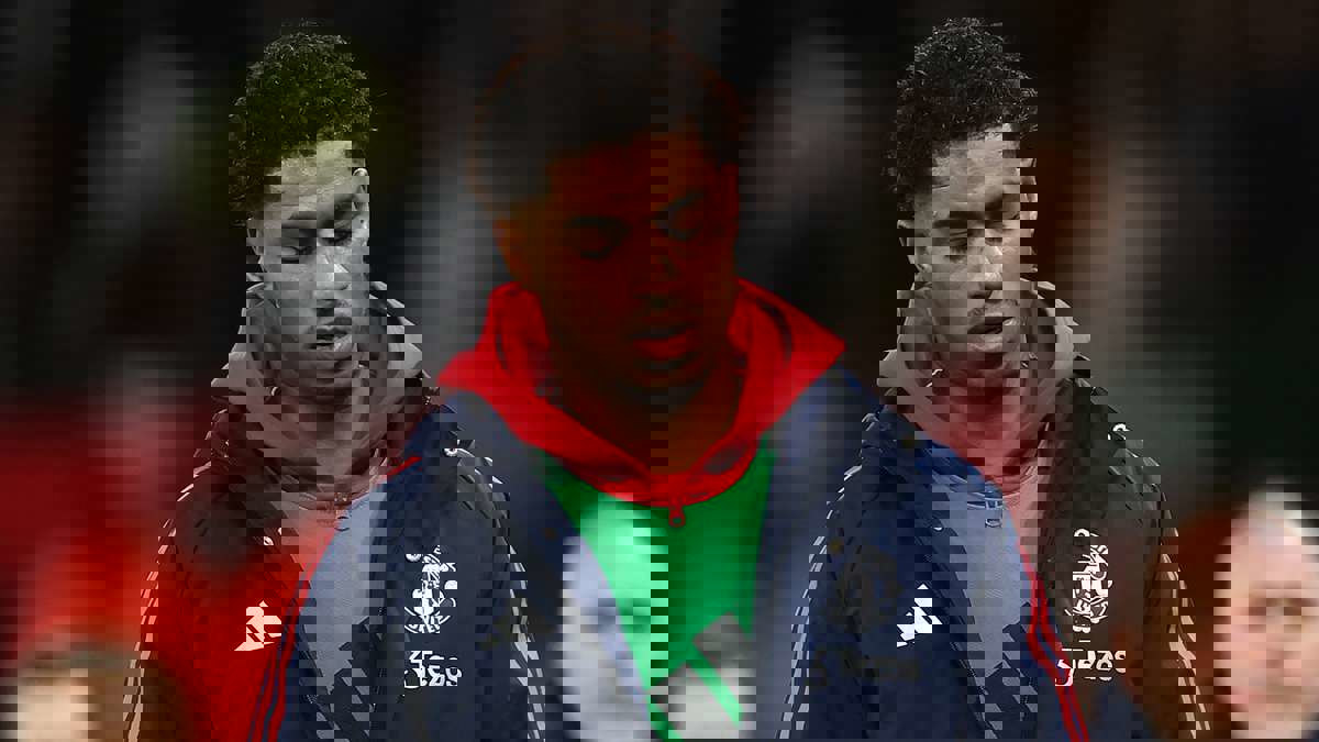 2131823