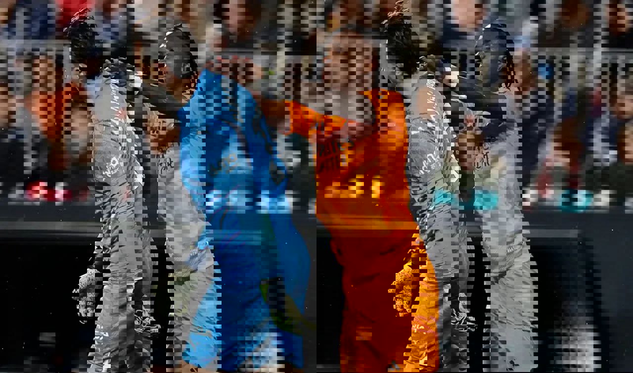 2131976