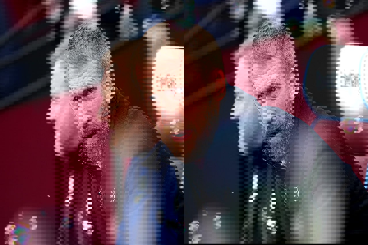2132142