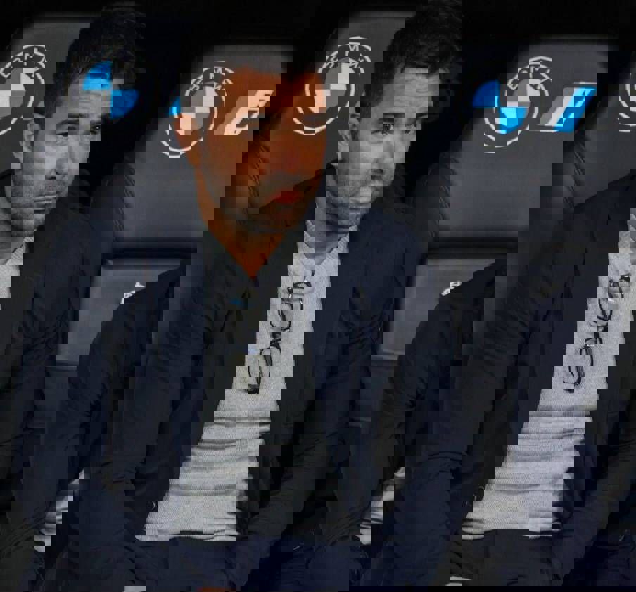 2132304