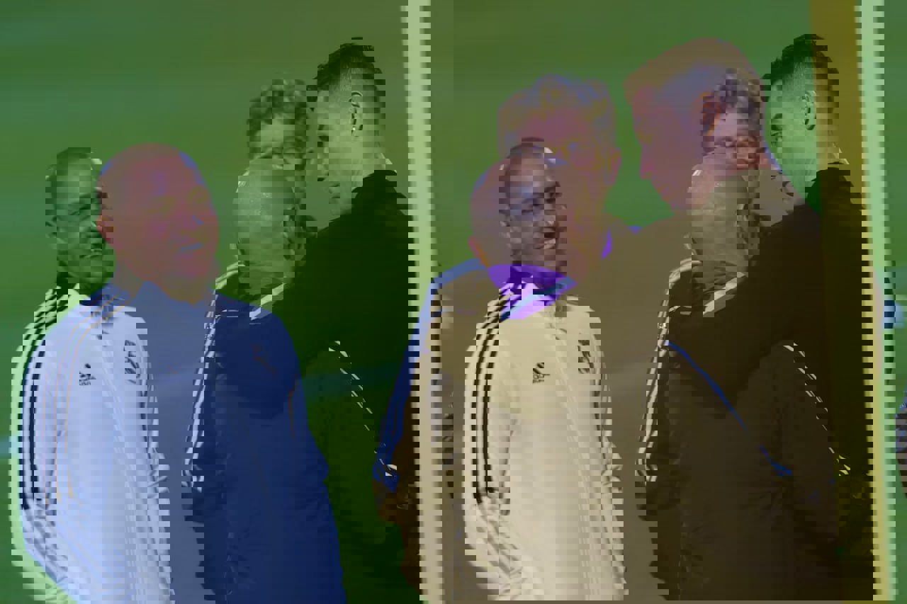 2132371