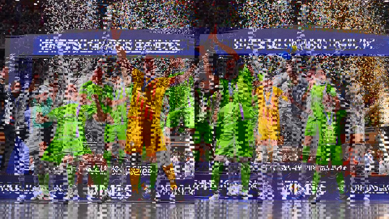 2132686