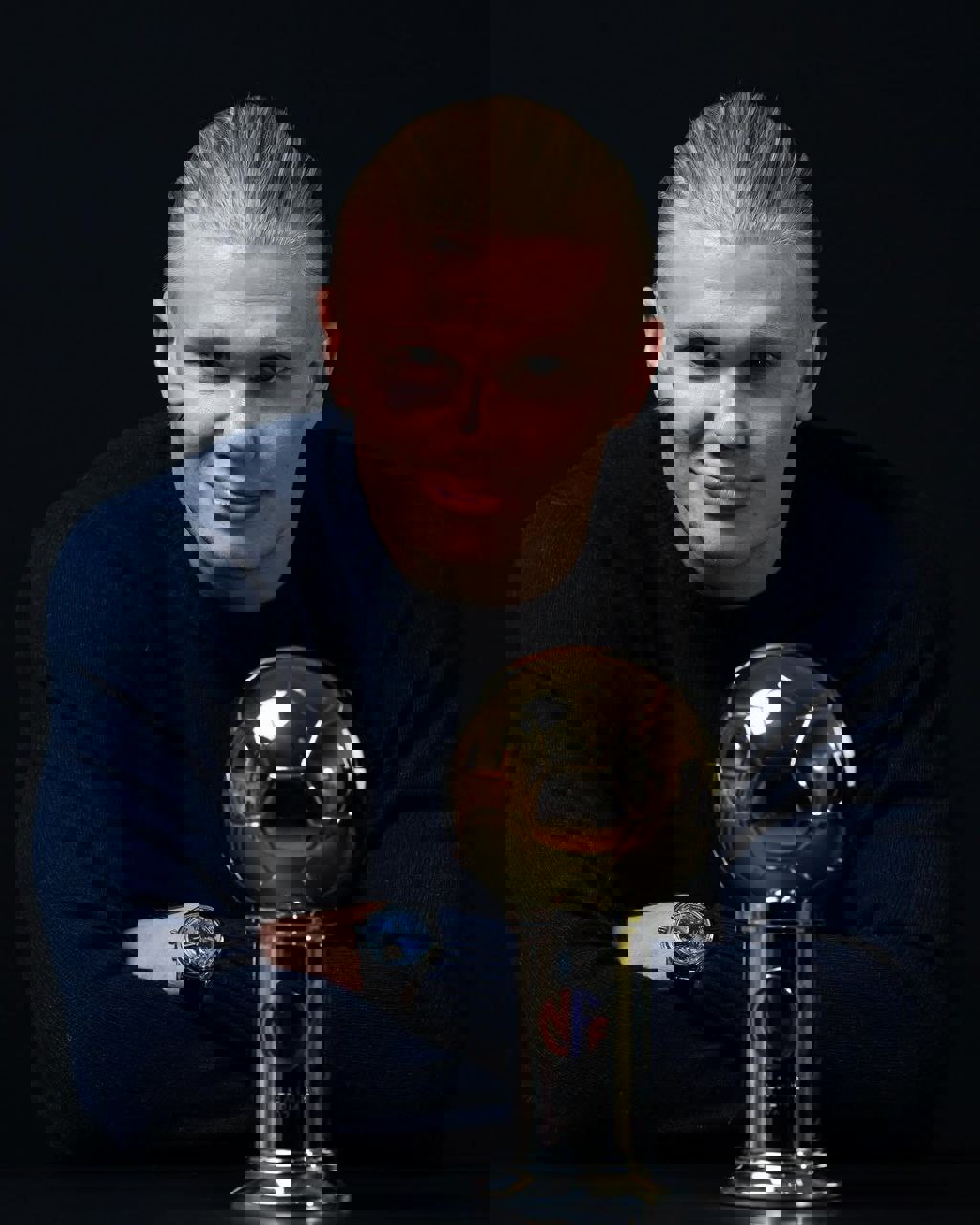 2132827