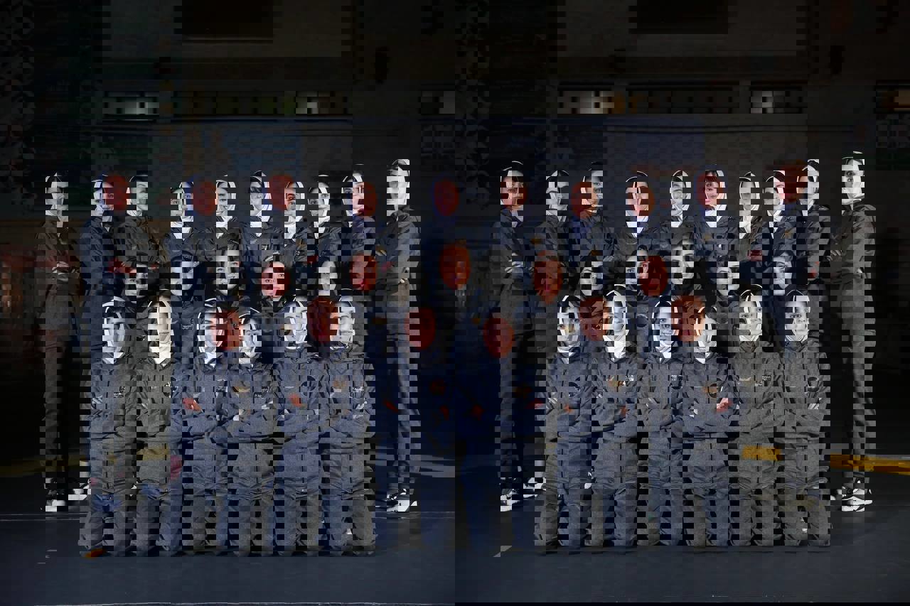 2133094
