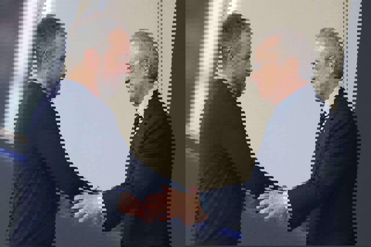 2133814