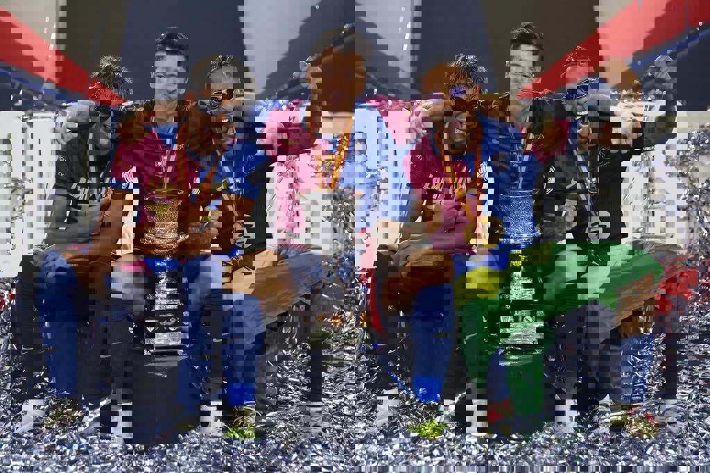 2133925