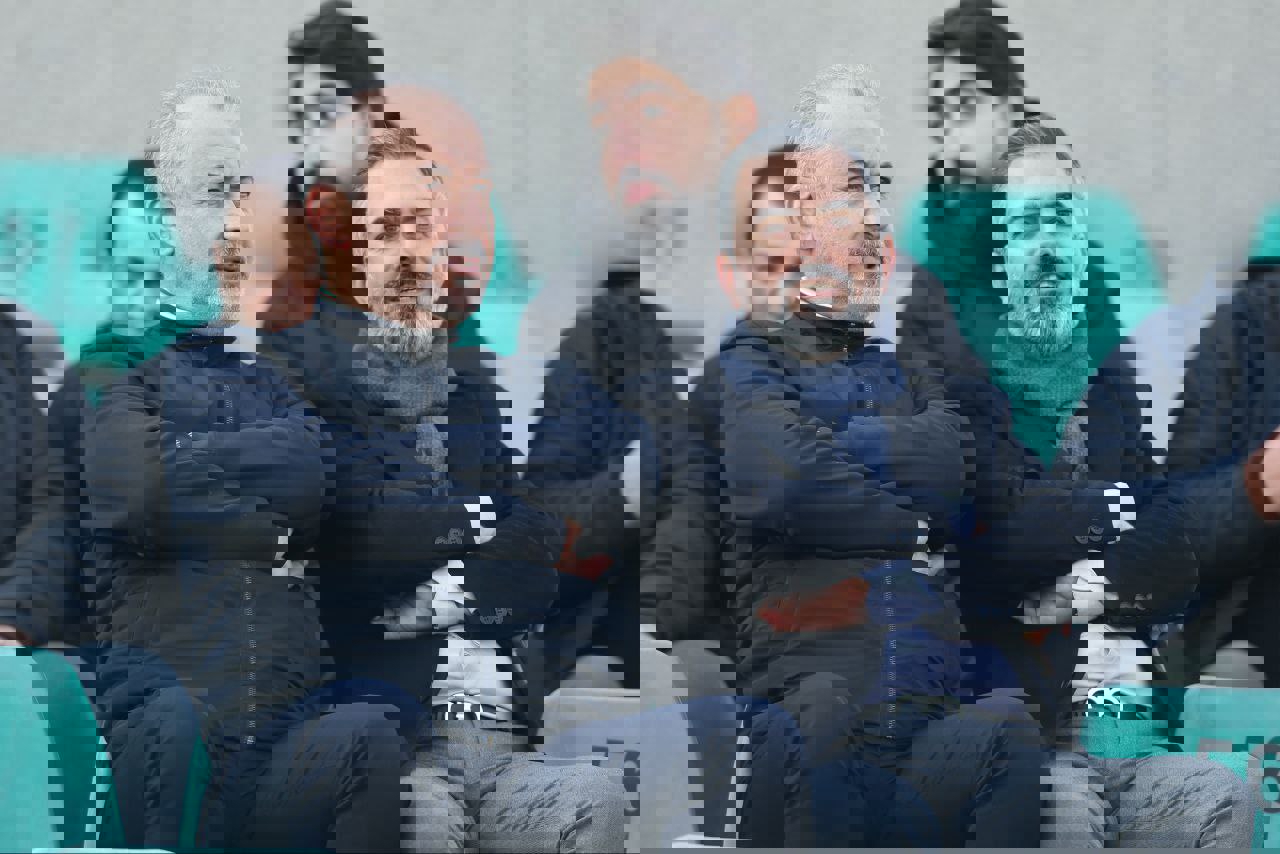 2133890