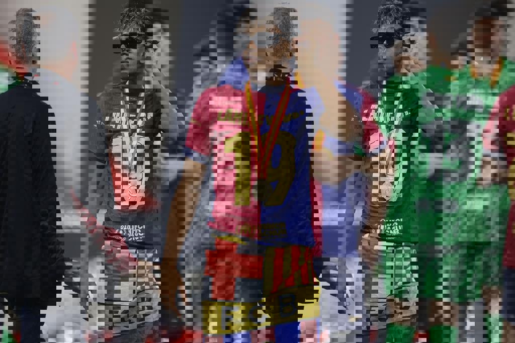2134000