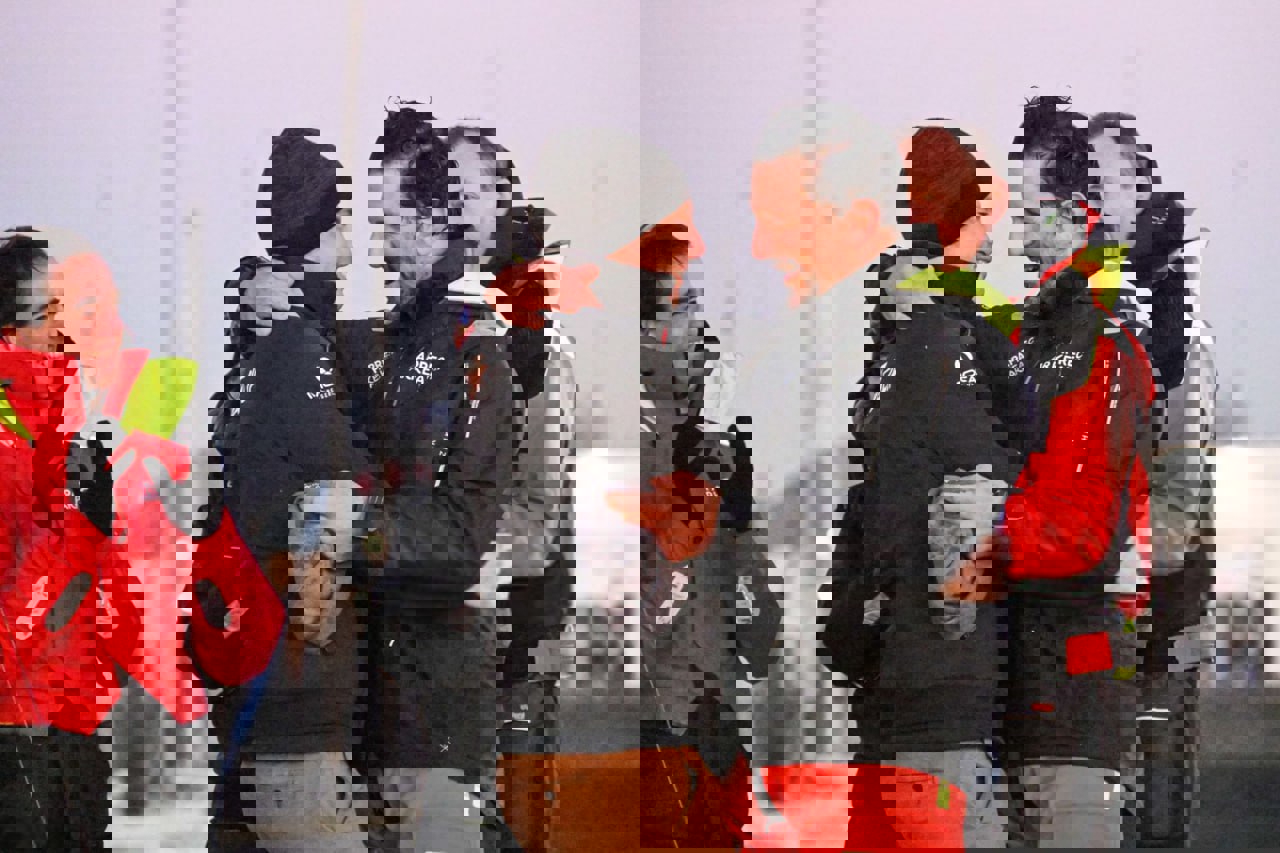 2135211