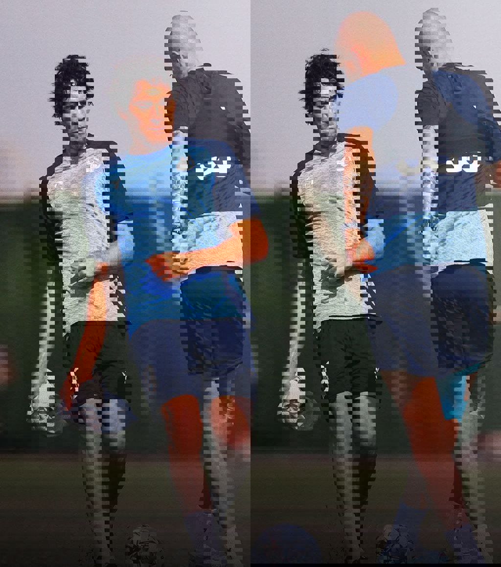 2135282