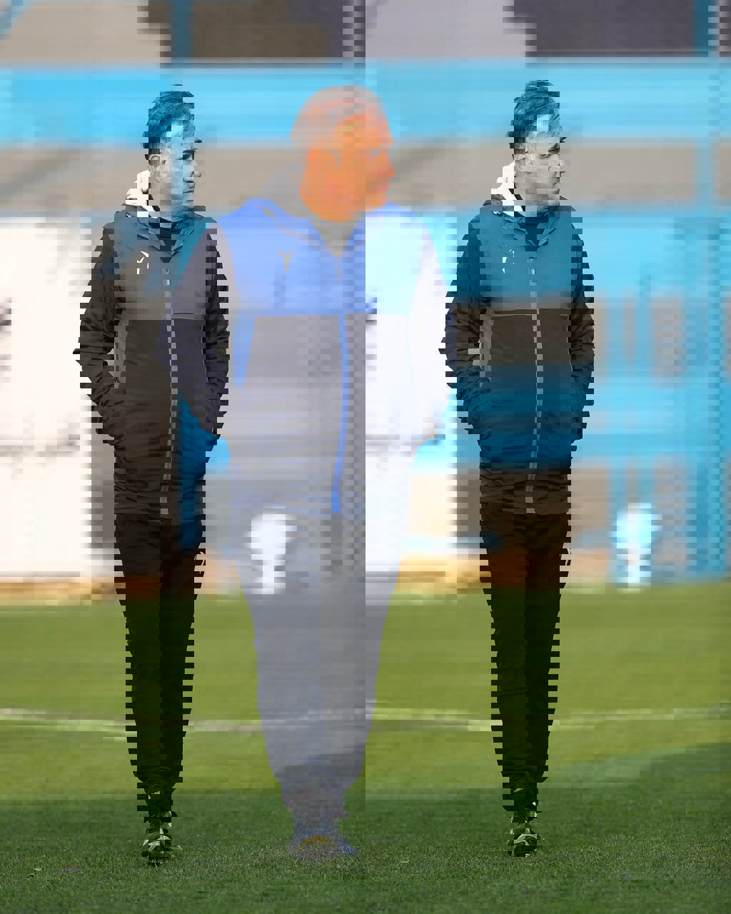 2135876