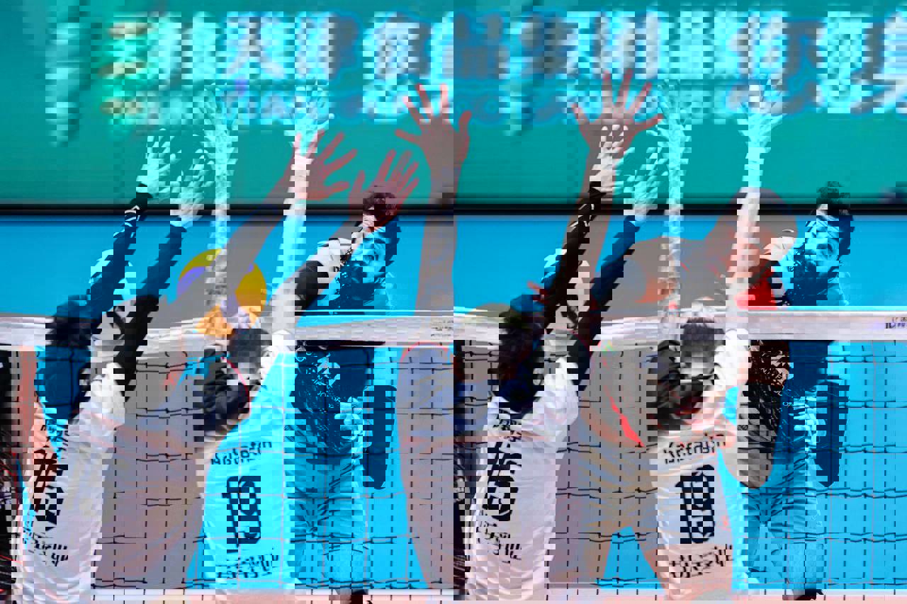 2135526