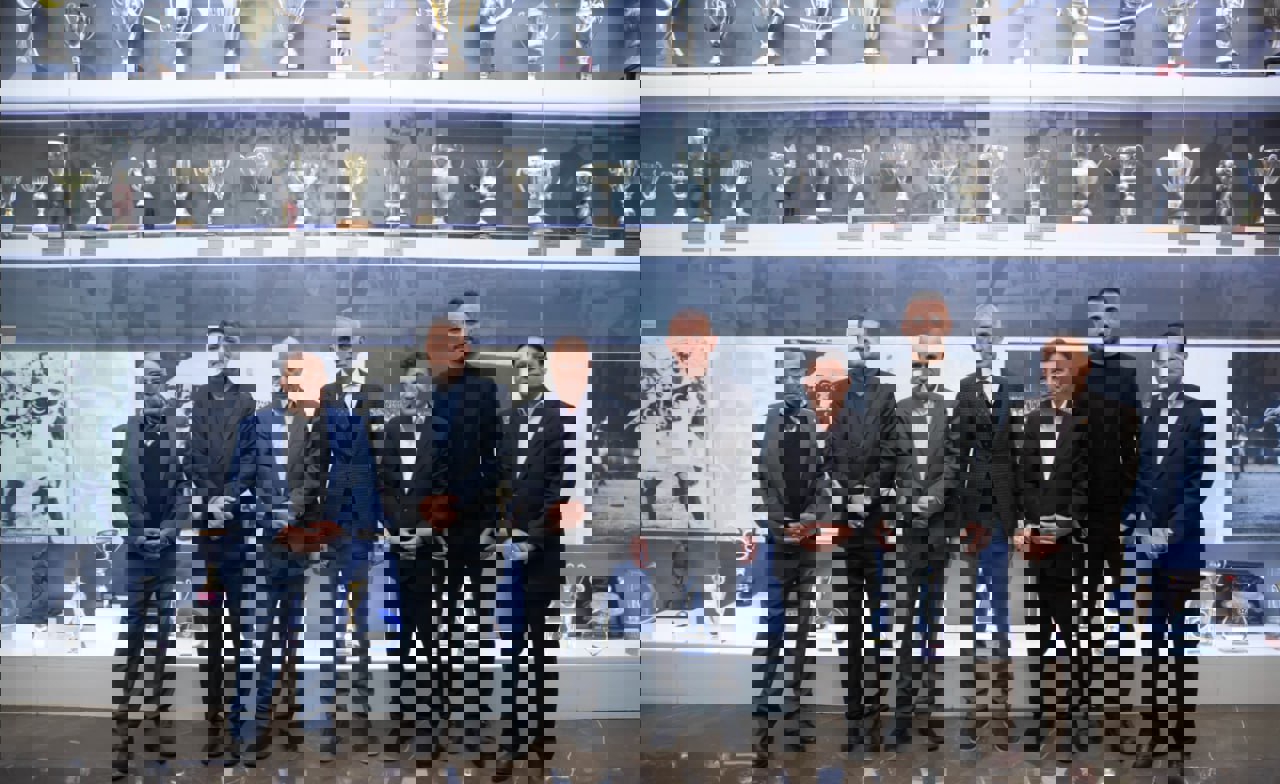 2135580