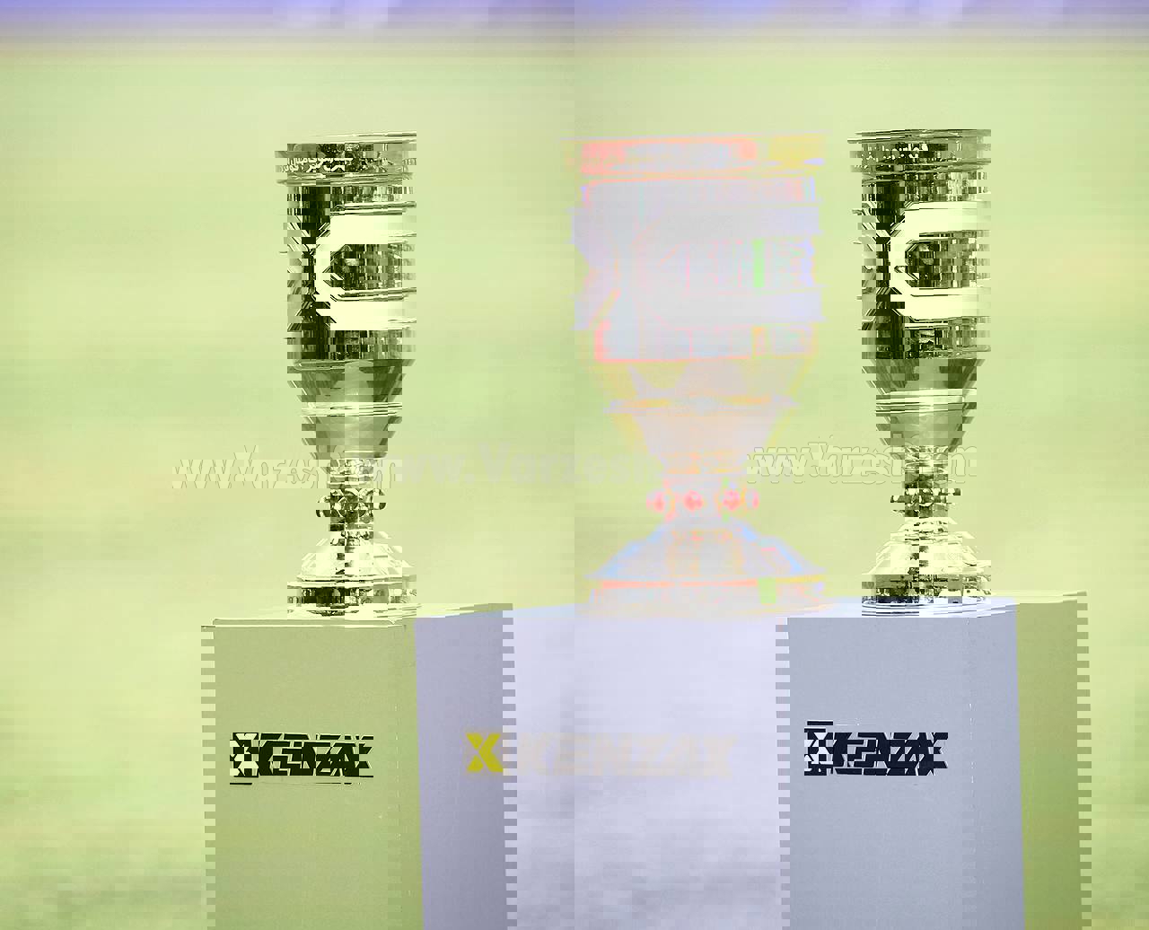 2135647