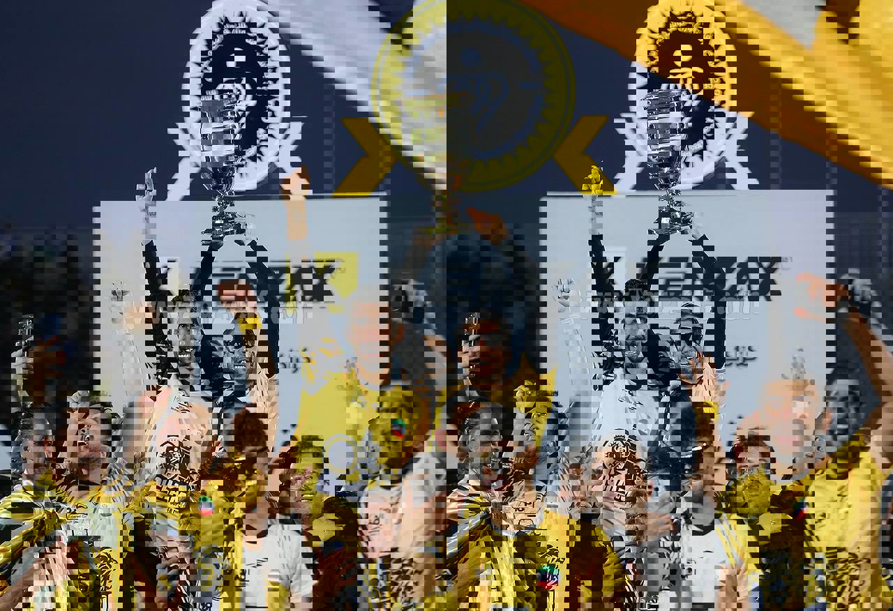 2135841