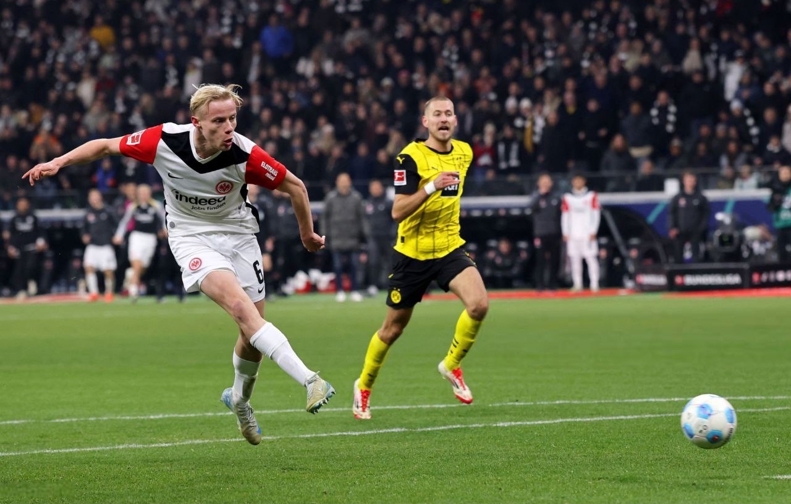 فرانکفورت 2-0 دورتموند: سقوط شاهین ادامه دارد! 3