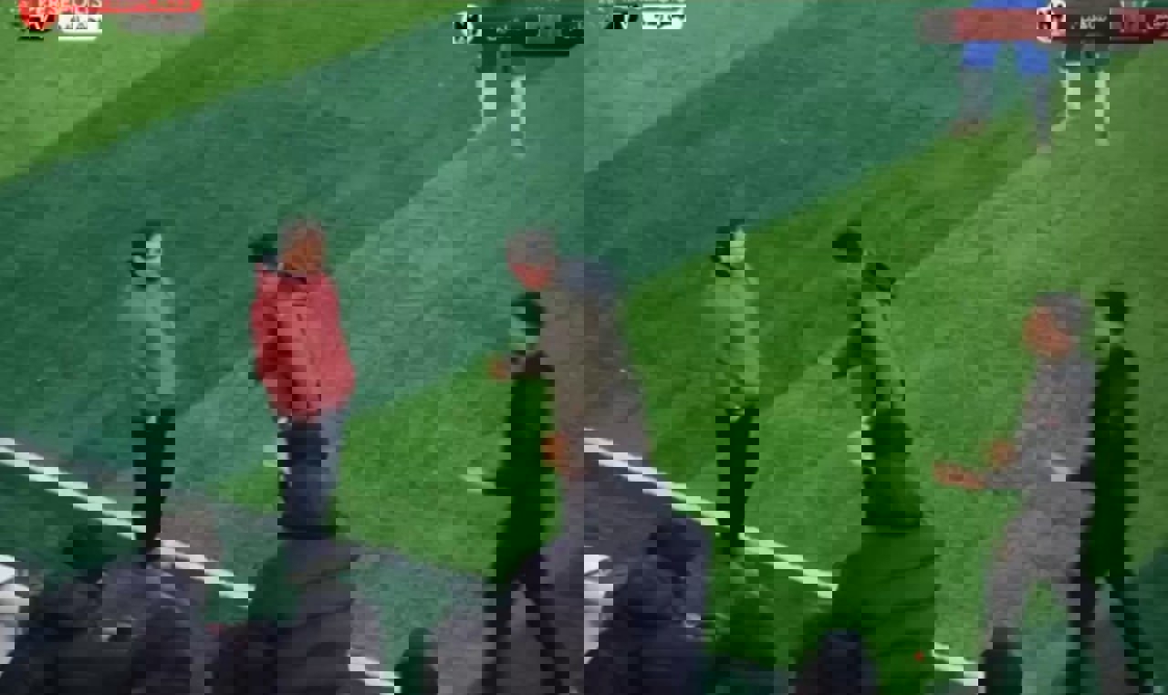 2135943