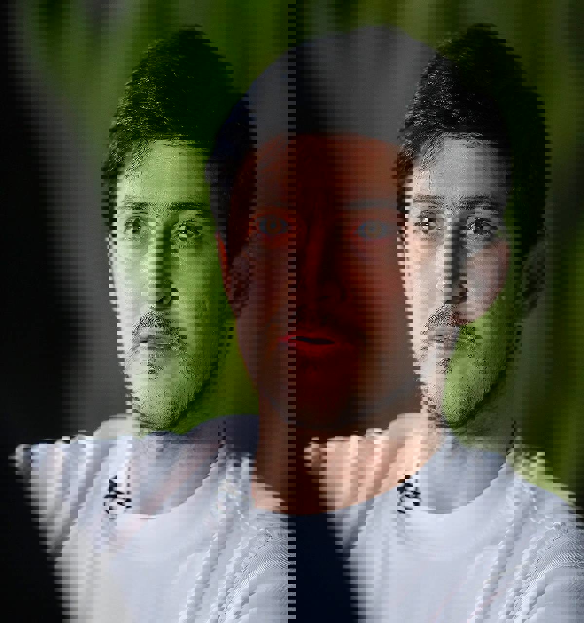 2135989