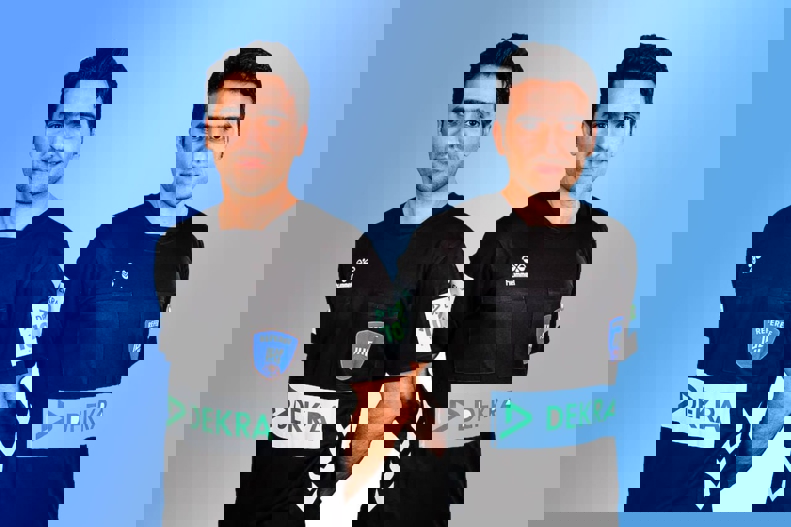 2136161