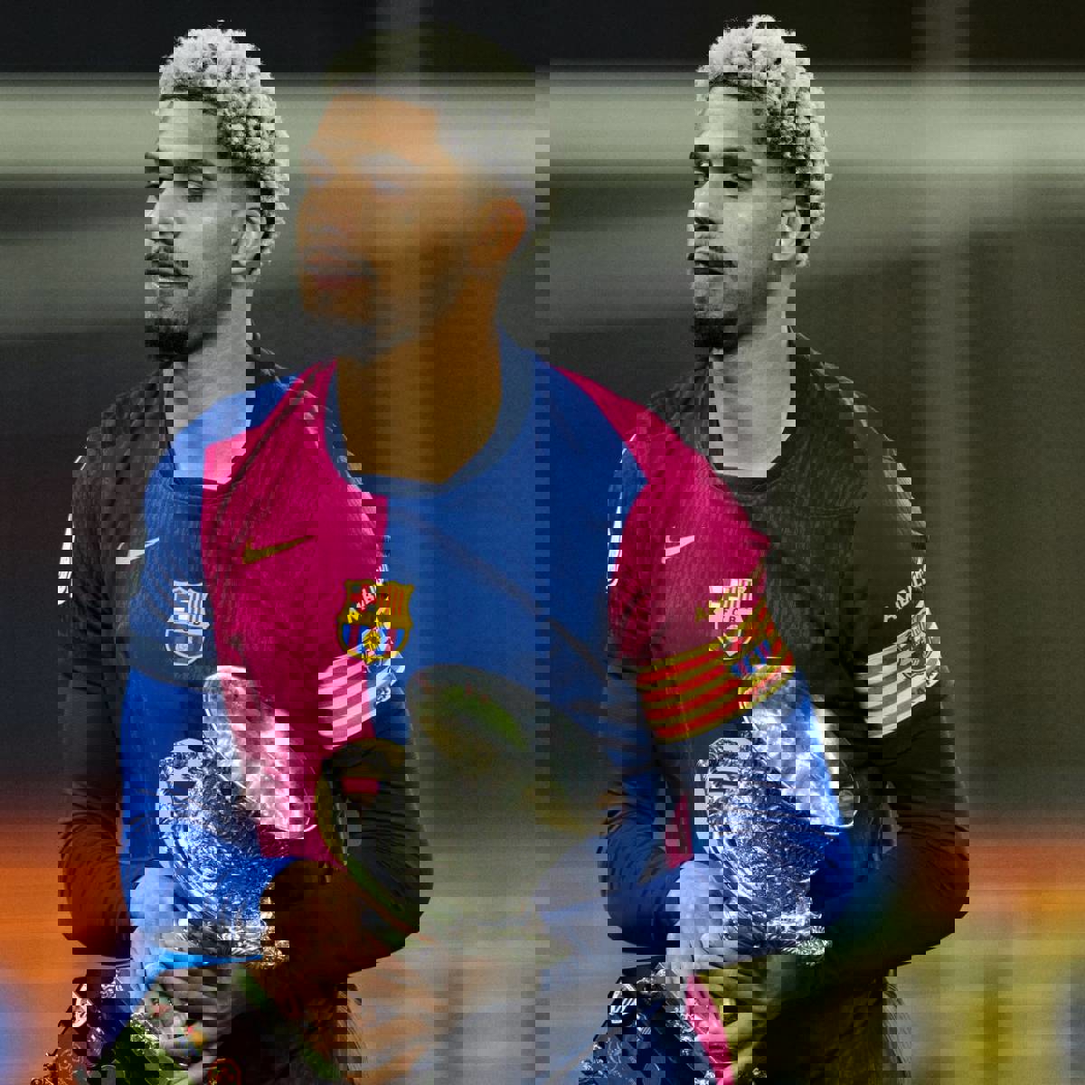 2136067