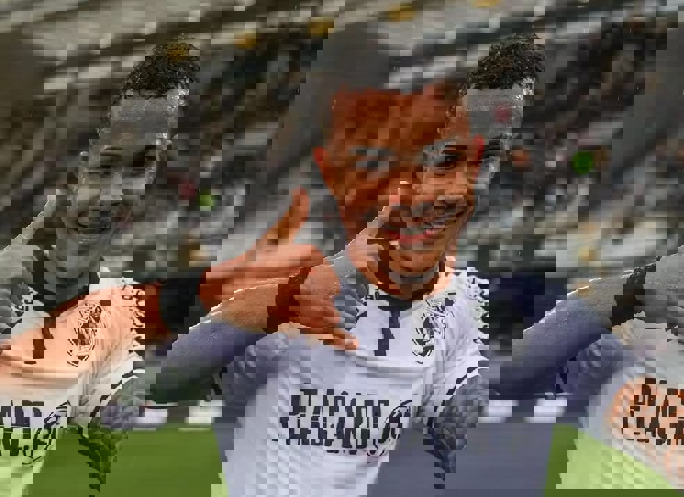 2136477