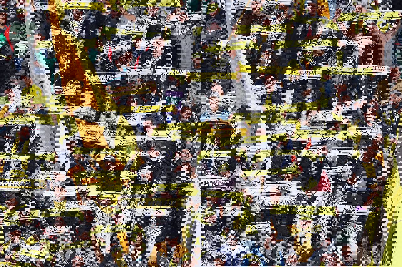 2136535