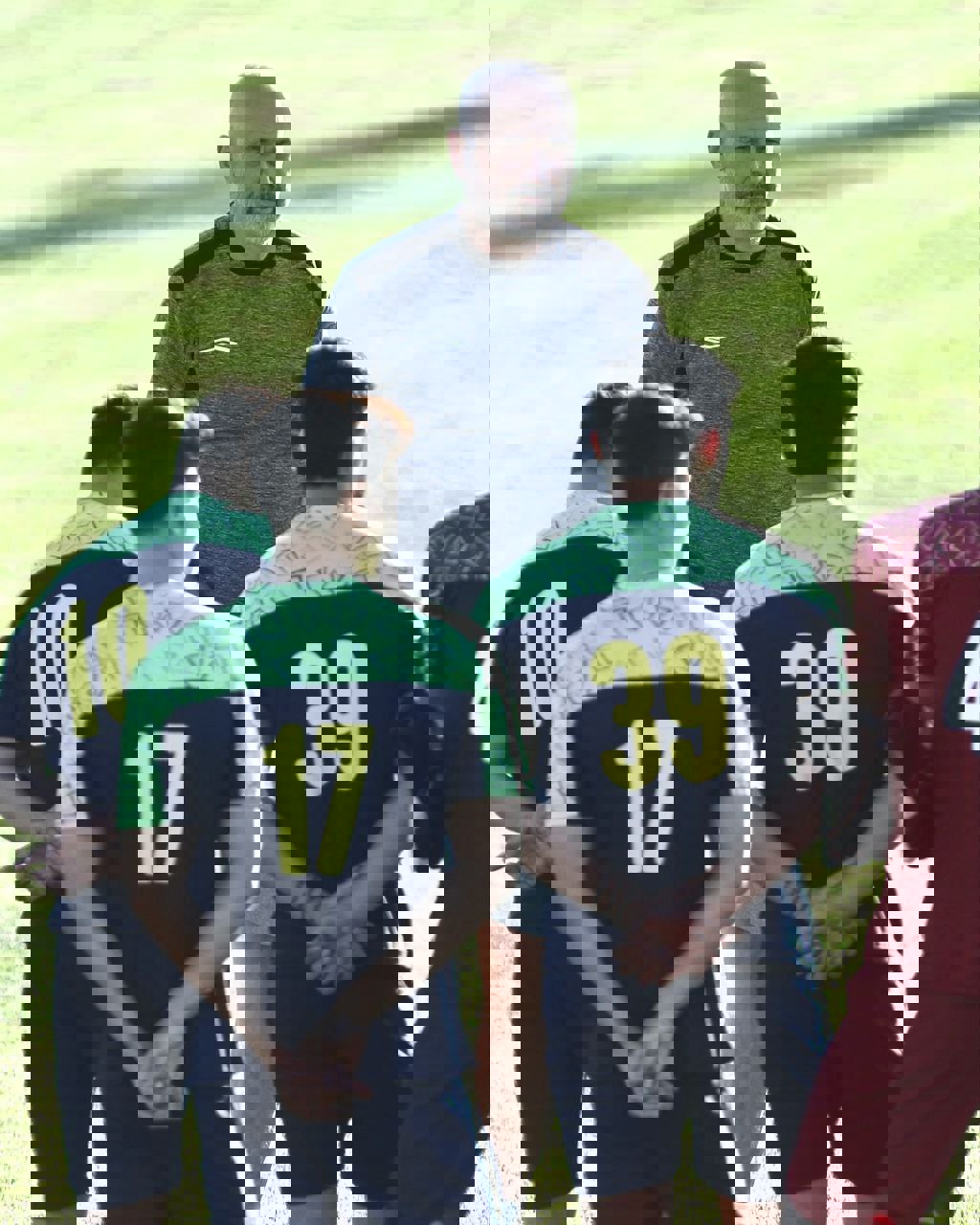 2136763