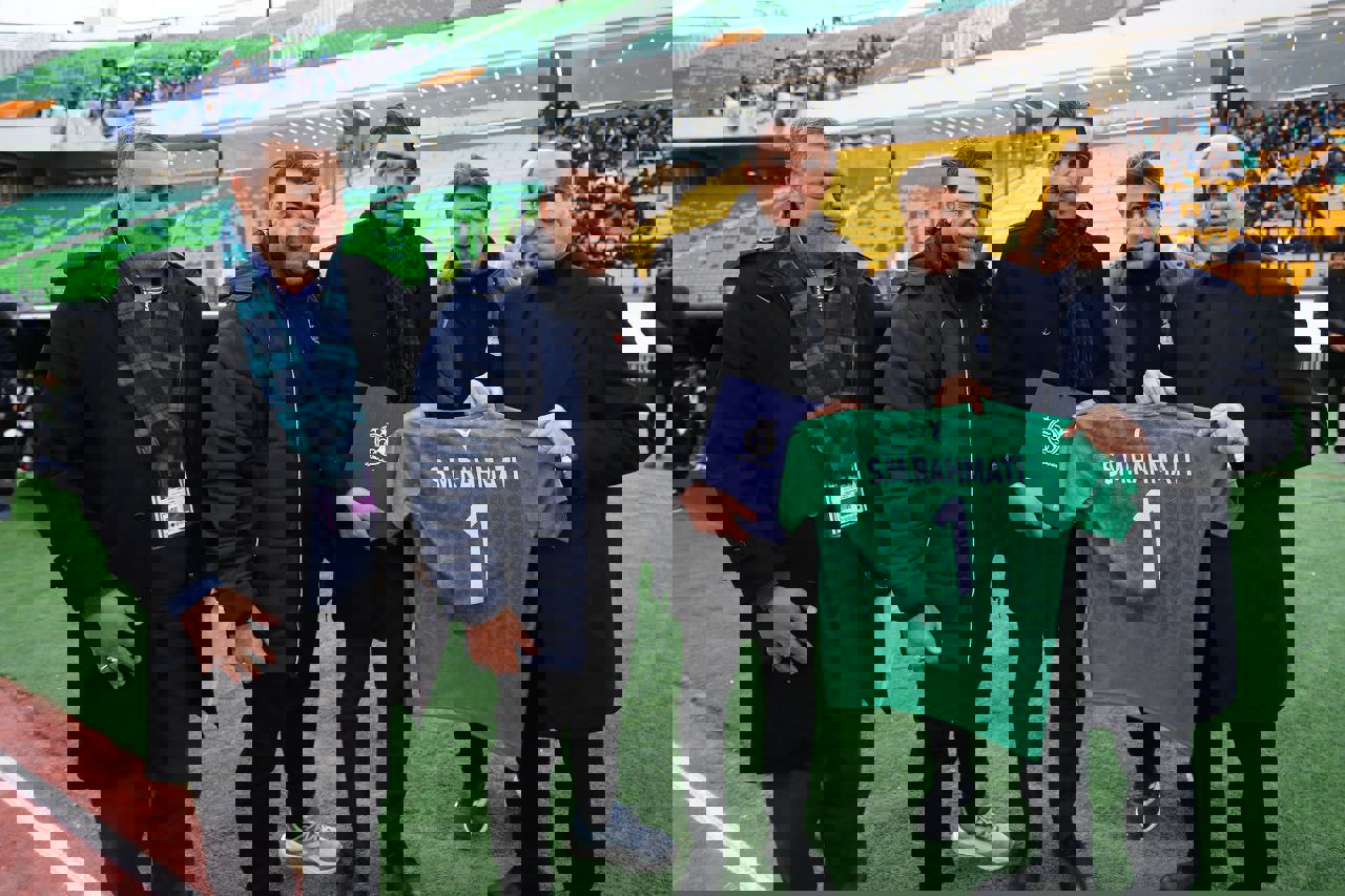 2137152