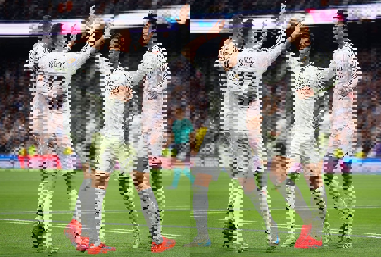 2137130