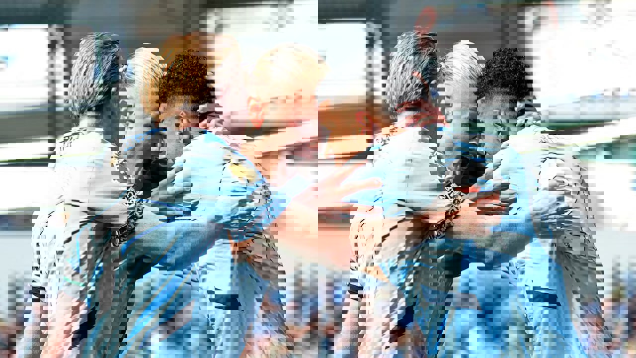 2137115