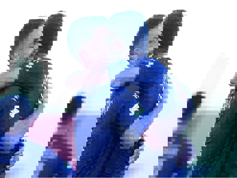 2137248