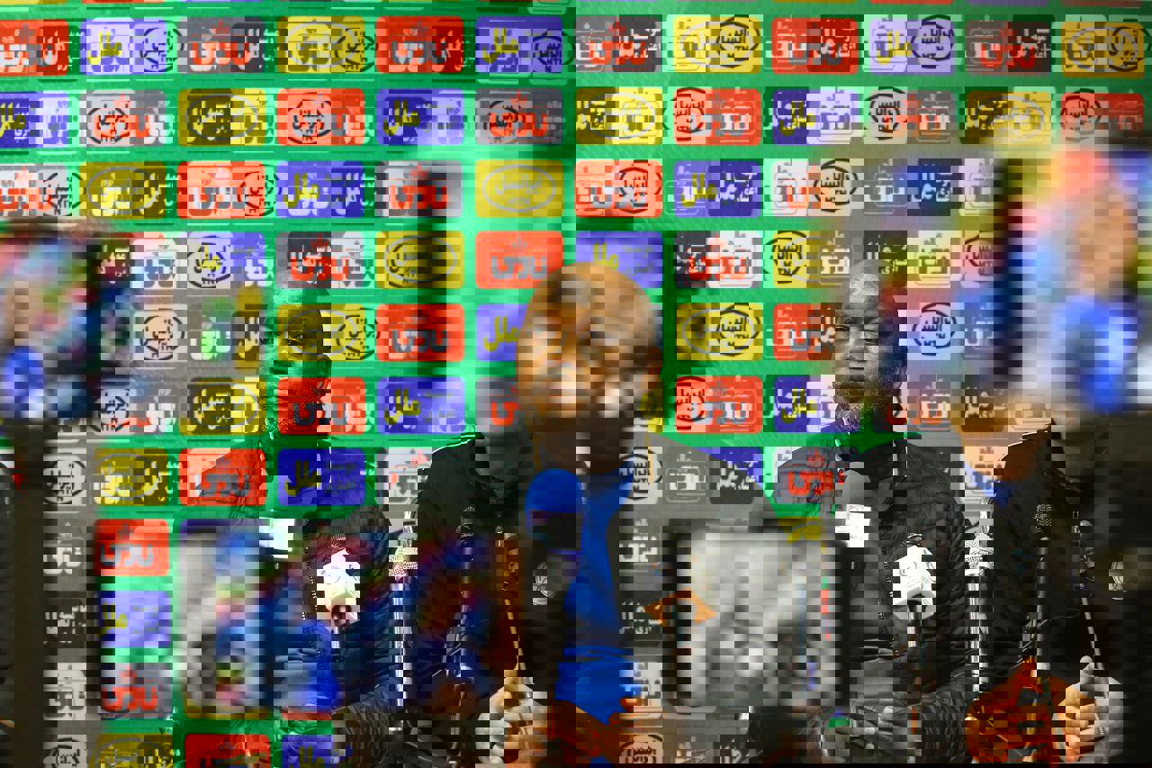 2137230