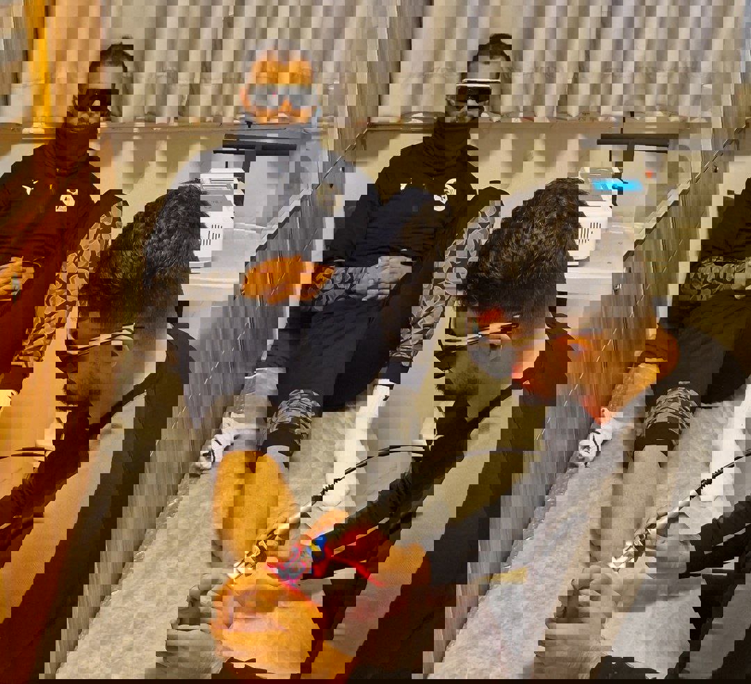 2137308