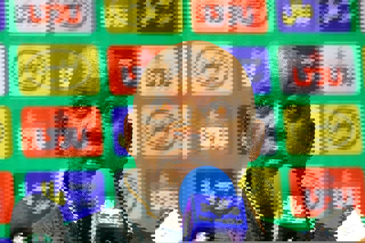 2137229