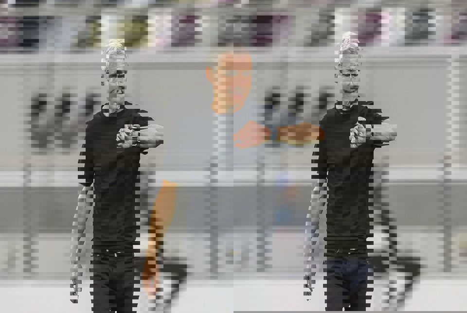 2137270