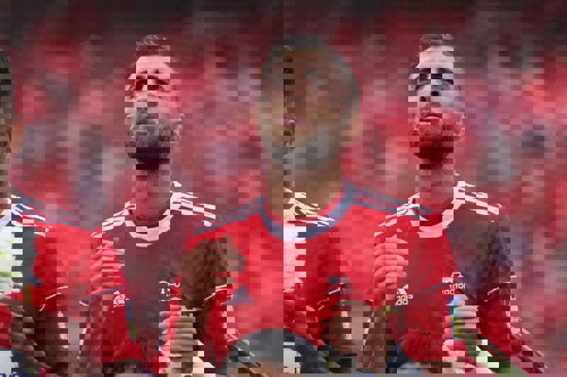 2137597