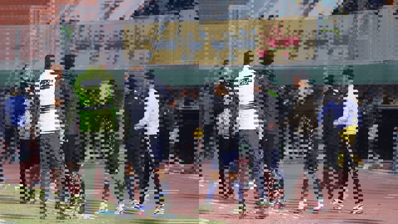 2137761