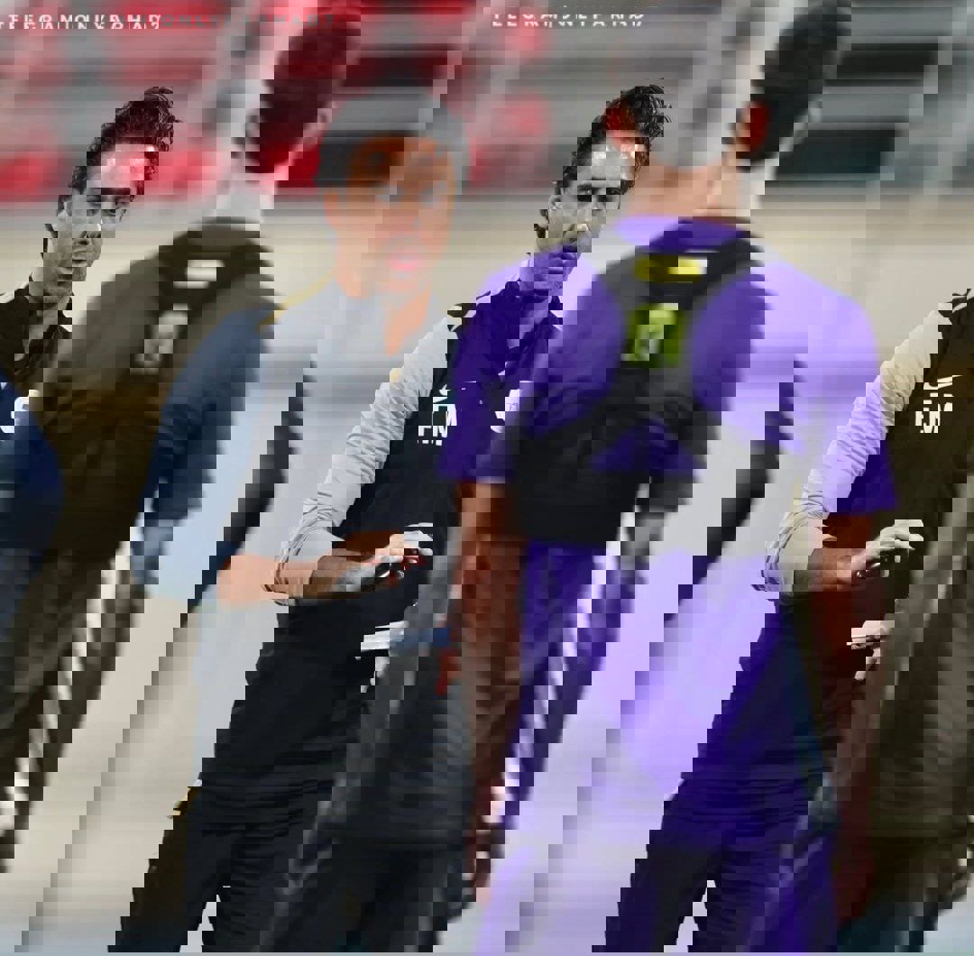 2137824