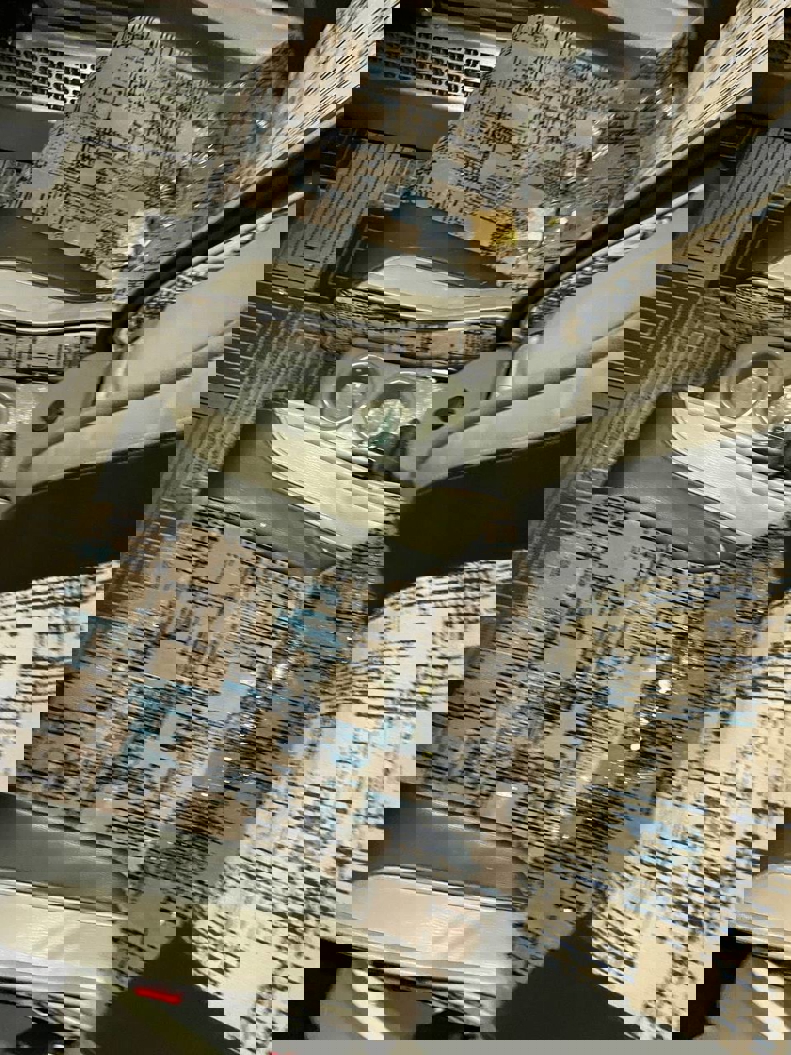 2137732