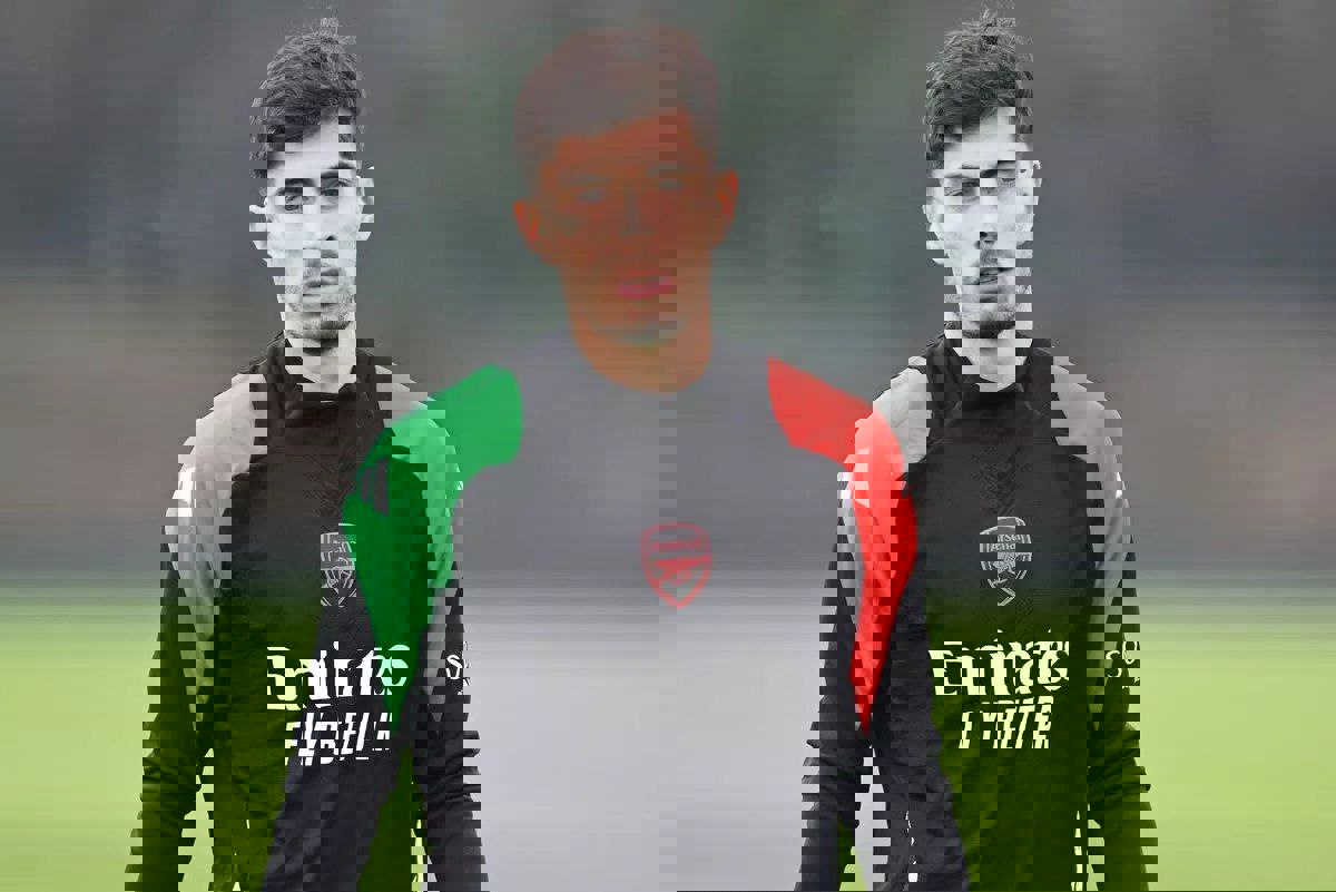 2137894