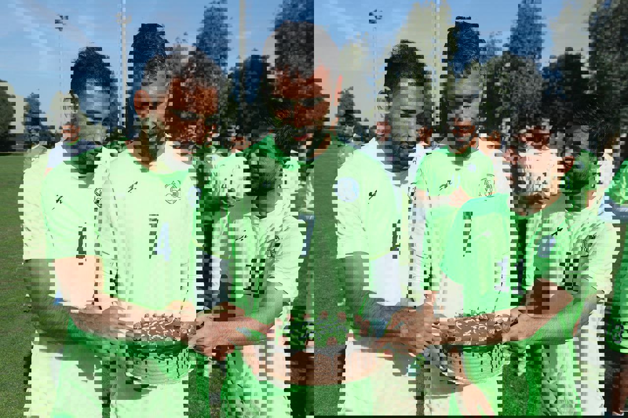 2138384