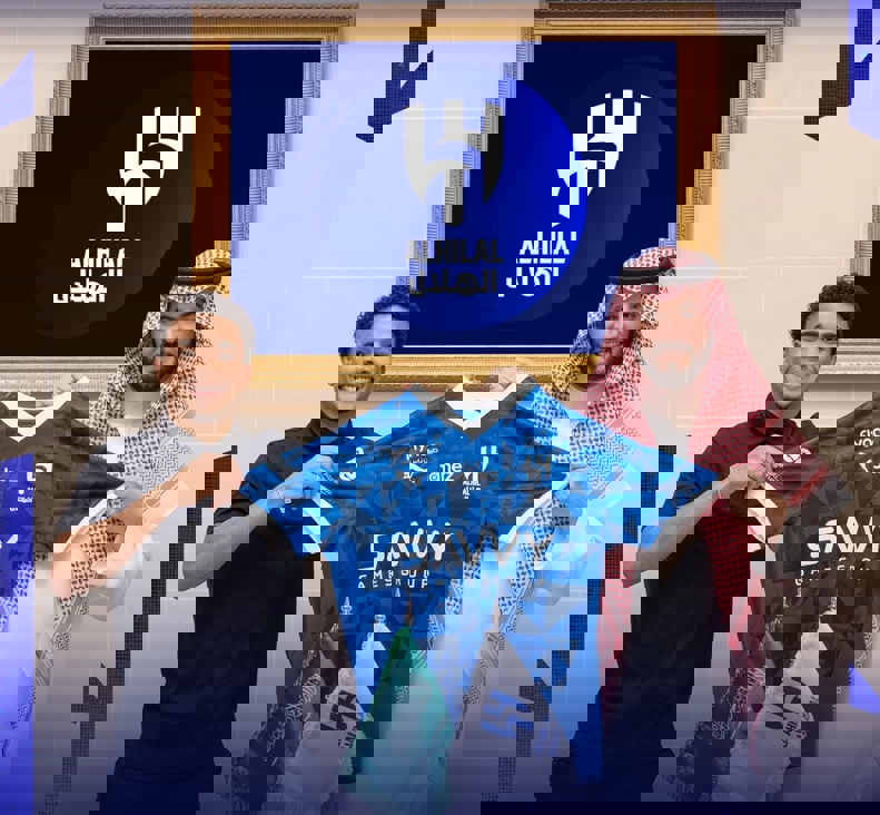2138032
