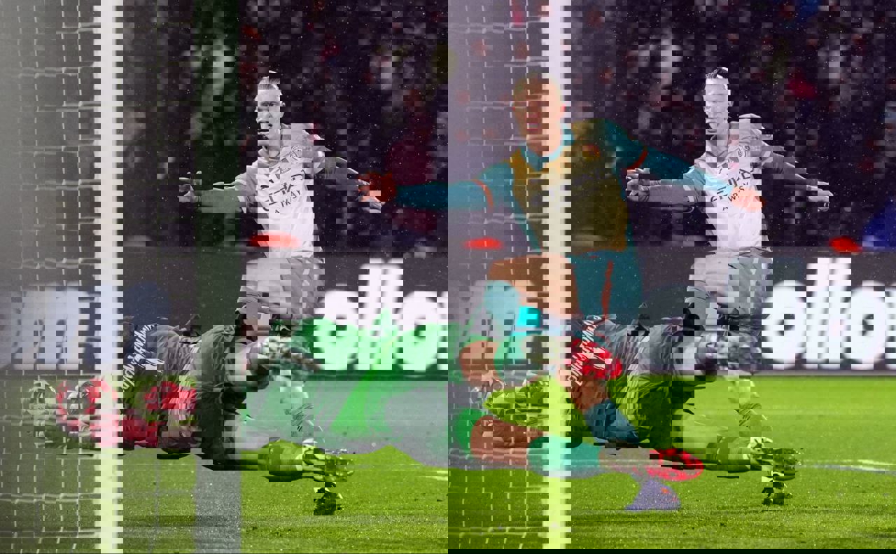 2138443