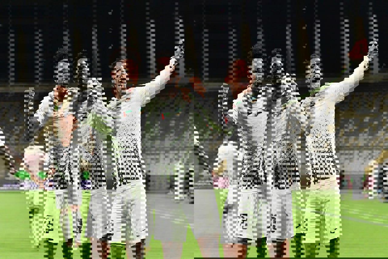 2138676
