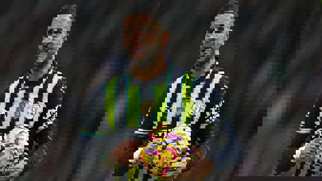 2138663