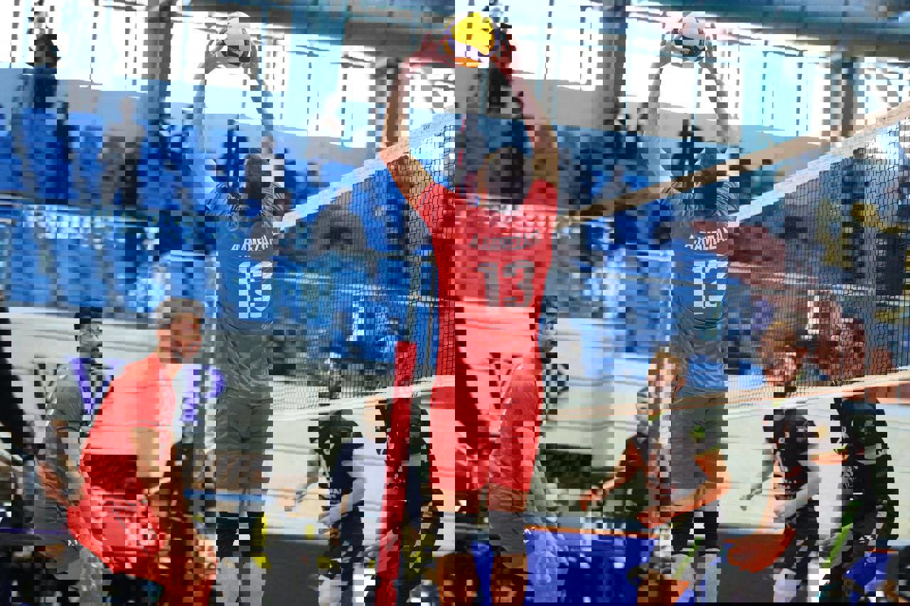 2138802