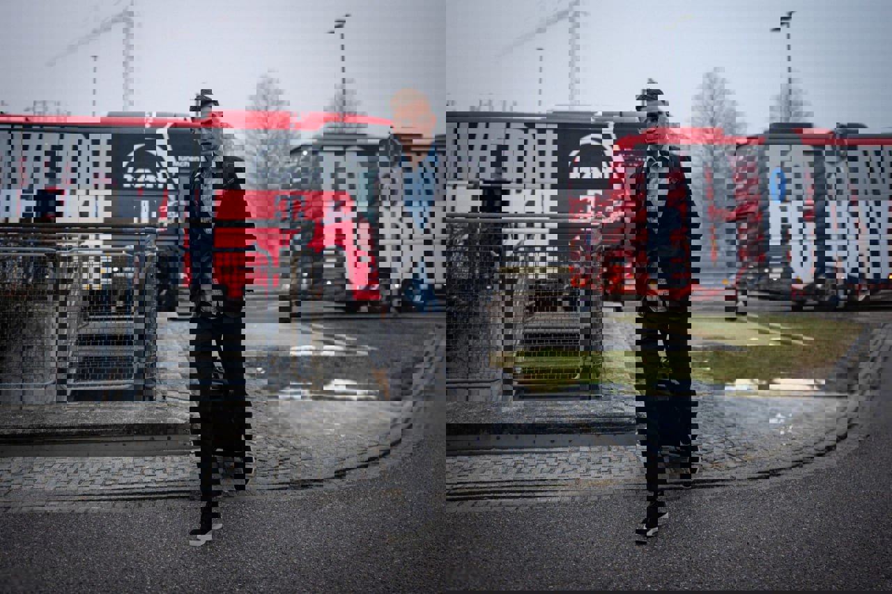 2140326